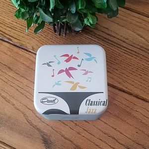 Fossil tin box